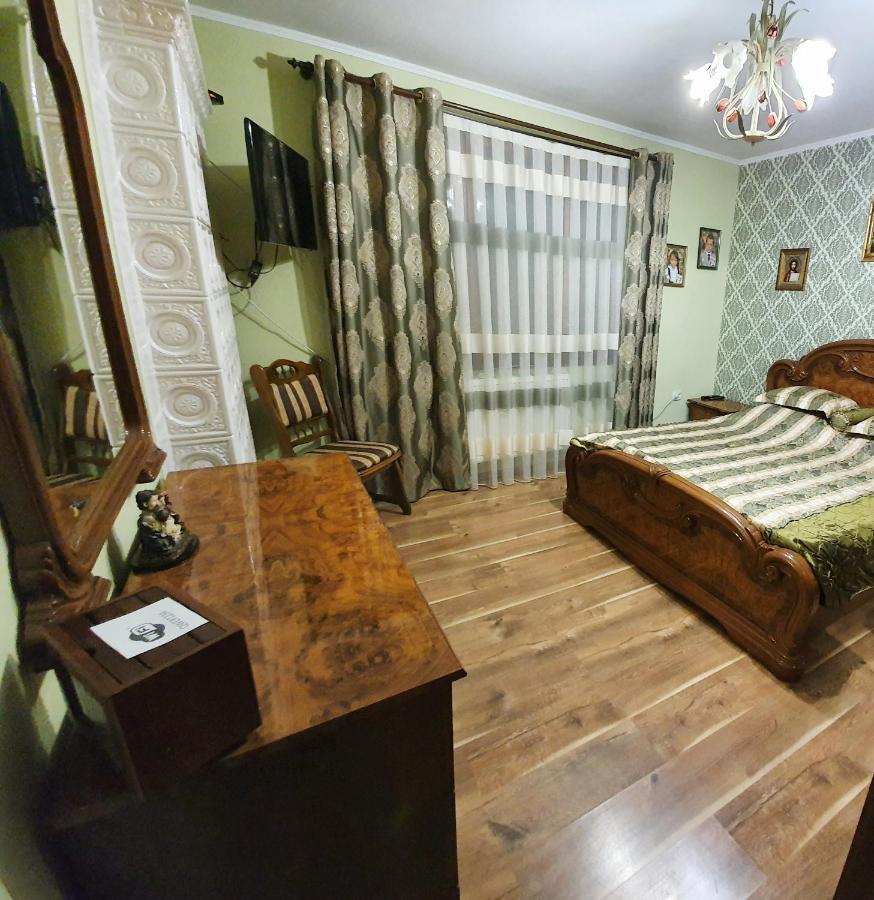 Мирослава Lazeshchyna Ngoại thất bức ảnh