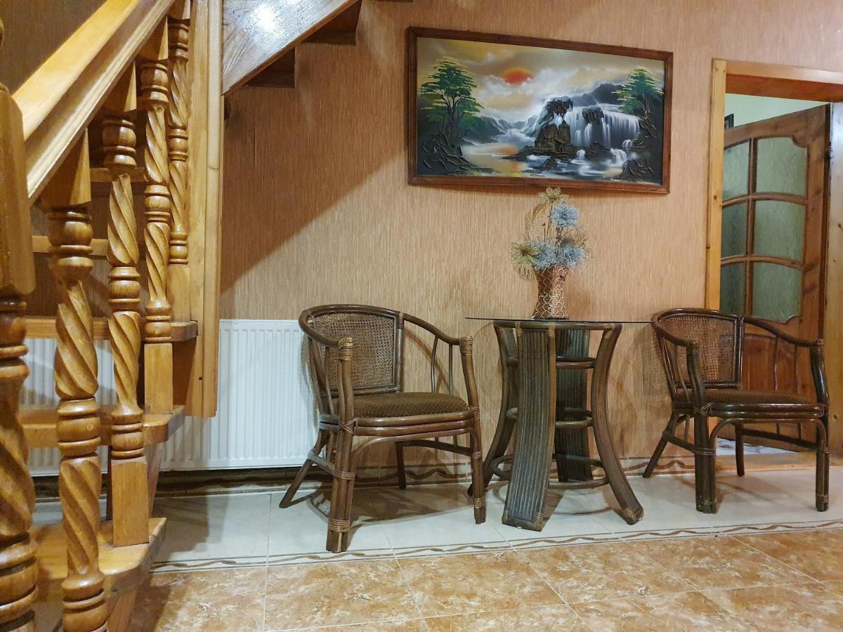 Мирослава Lazeshchyna Ngoại thất bức ảnh