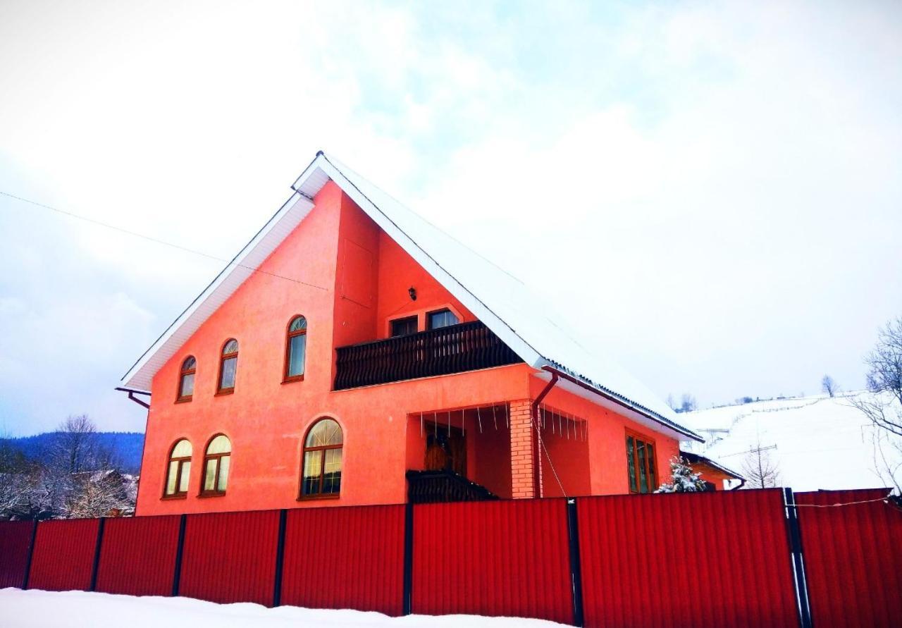 Мирослава Lazeshchyna Ngoại thất bức ảnh